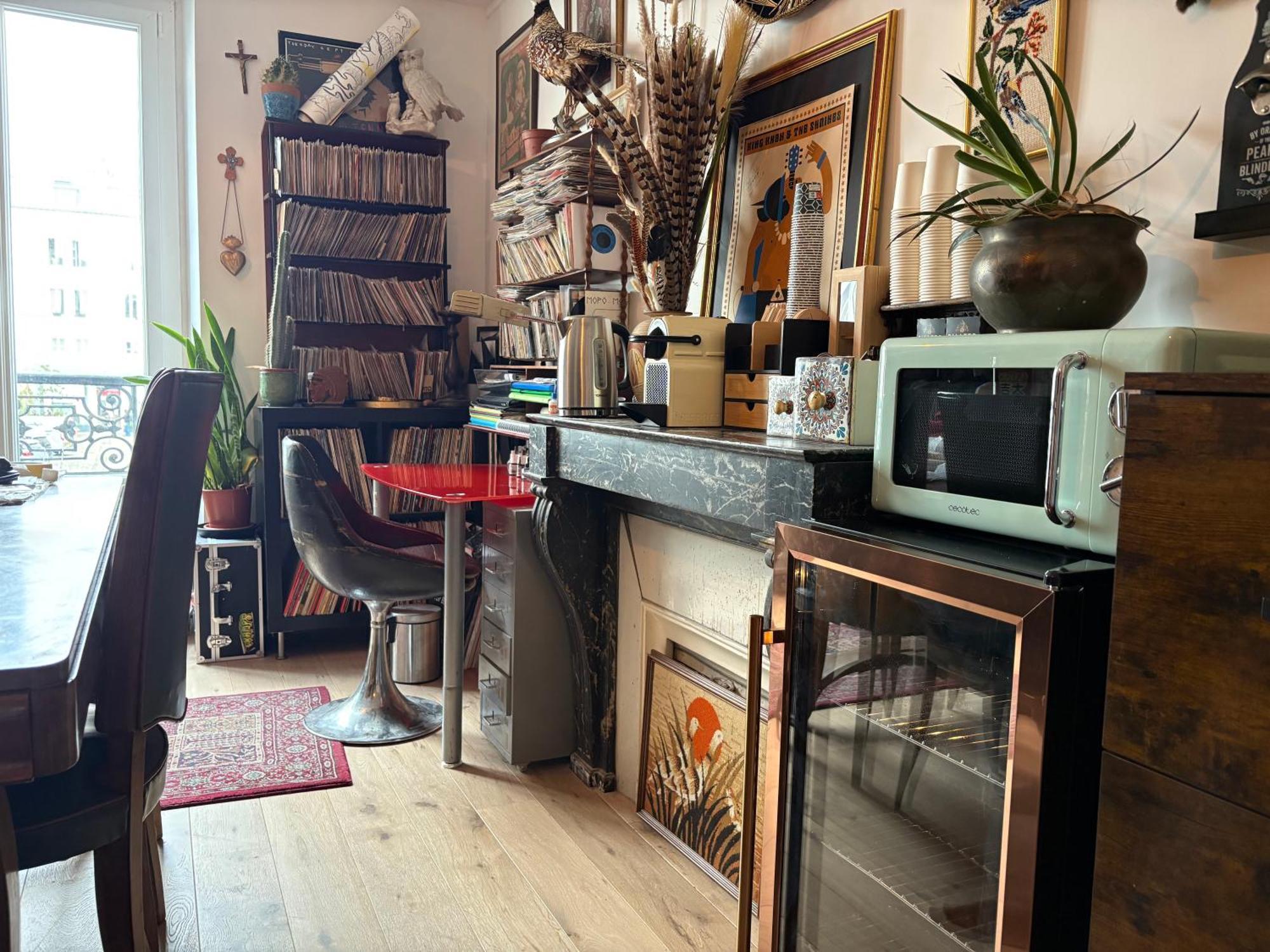 Retro Homestay *